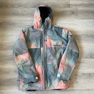 686 Snowboarding jacket. 3 in 1 jacket. Size XL. Like new. Used once! Multicolor